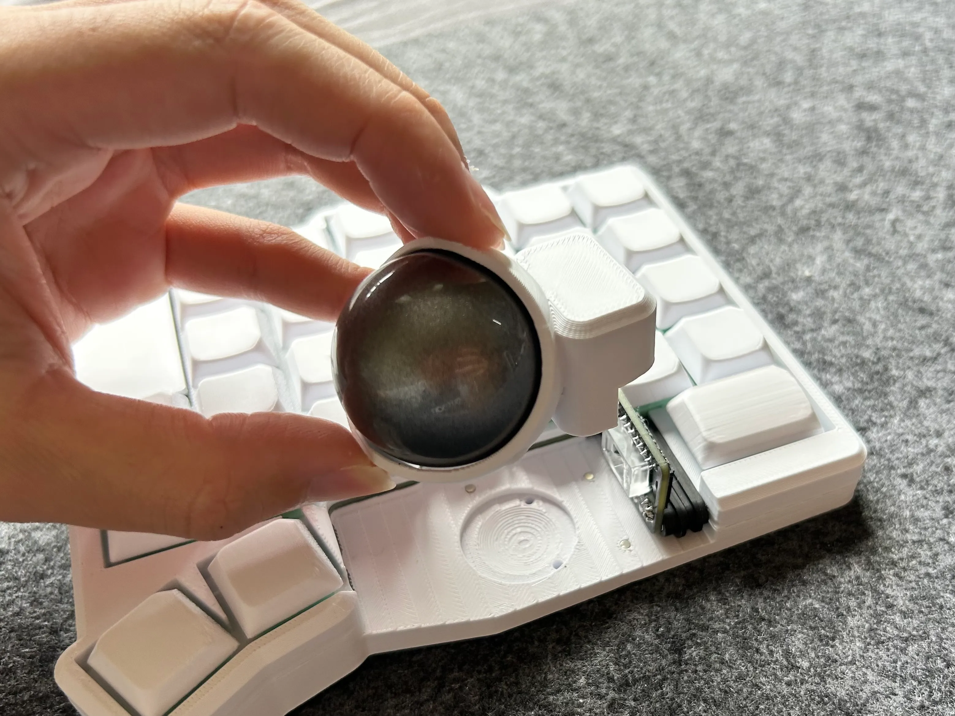 trackball connect